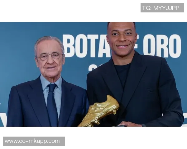 姆巴佩荣膺九月最佳奖杯再破门分享伯纳乌之夜的美妙时刻