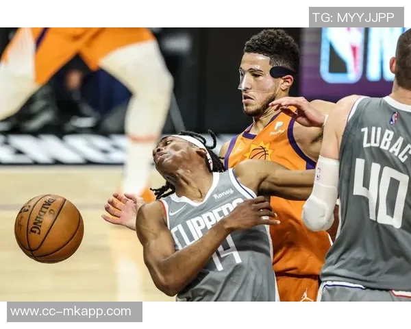 小卡透露管理层在季后赛失利后针对性补强阵容以提升竞争力 小卡透露管理层在季后赛失利后针对性补强阵容以提升竞争力