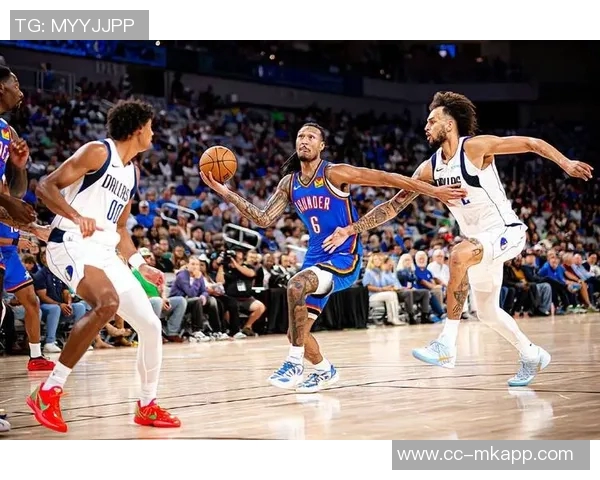 浓眉小试牛刀上半场表现抢眼贡献7分7篮板2盖帽展现强大实力 浓眉小试牛刀上半场表现抢眼贡献7分7篮板2盖帽展现强大实力