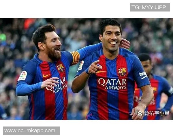 梅西苏亚雷斯德保罗热身时与印度官员亲密互动传球乐趣无限