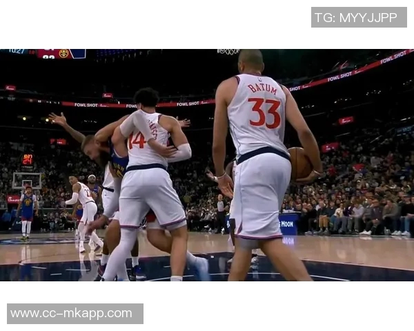 掘金篮板惨遭碾压全场仅得29个黄蜂领先23个前场篮板差距明显